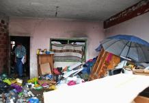 Clausuran vivienda en Tuxpan por convertirlo en basurero clandestino