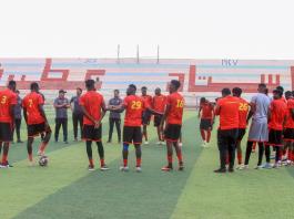 Pese a la guerra, el fútbol vuelve a algunos estadios en Sudán