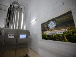 Un laboratorio en Francia desalcoholiza el vino para adaptarse al mercado