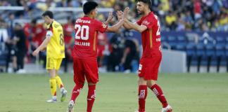 Tigres recobra fuerza con Correa y Gignac y amenaza al Toluca en el Apertura mexicano