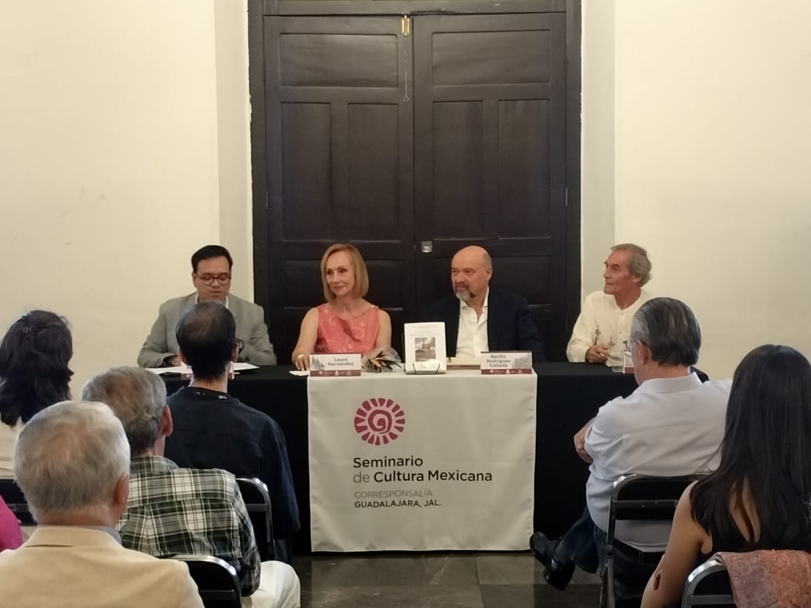 La colección de libros Territorios Literarios integra en sus obras la belleza de Guadalajara La colección de libros Territorios Literarios integra en sus obras la belleza de Guadalajara