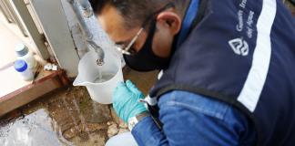 El agua turbia llegó a las llaves del Congreso del Estado
