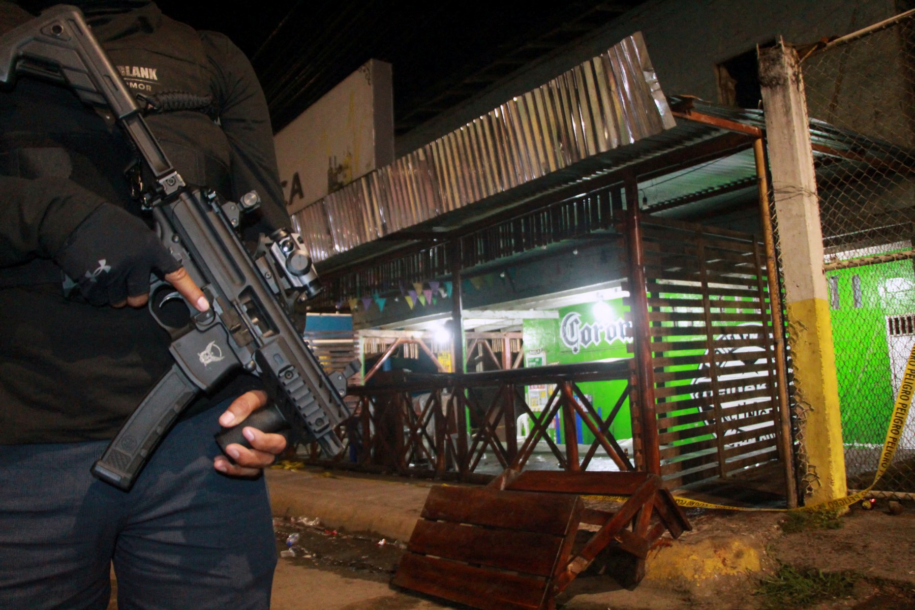 Suben a 17 los muertos por ataques del domingo contra civiles en Ecuador Suben a 17 los muertos por ataques del domingo contra civiles en Ecuador