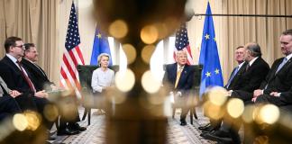 EEUU y la UE acuerdan aranceles de 15% para productos europeos y evitan guerra comercial