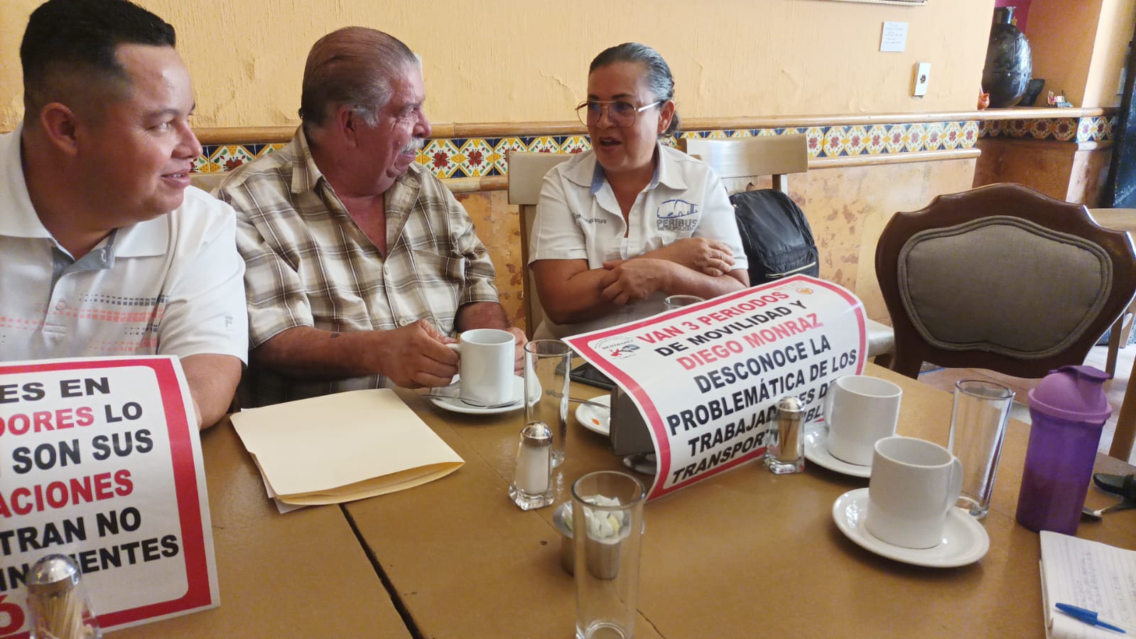 Por falta de acuerdos, transportistas amagan con otro paro en Peribús y rutas alimentadoras Por falta de acuerdos, transportistas amagan con otro paro en Peribús y rutas alimentadoras