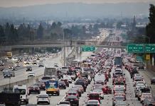 Gobierno de Trump anuncia marcha atrás en política climática de EEUU