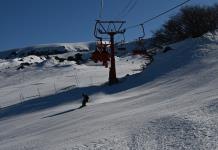 Con la nieve en retirada, los centros de esquí de Chile se adaptan al cambio climático