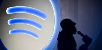 La industria musical, amenazada por los grupos generados por IA
