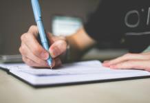 Profesionales latinoamericanos del cine participan de un laboratorio de guiones en España