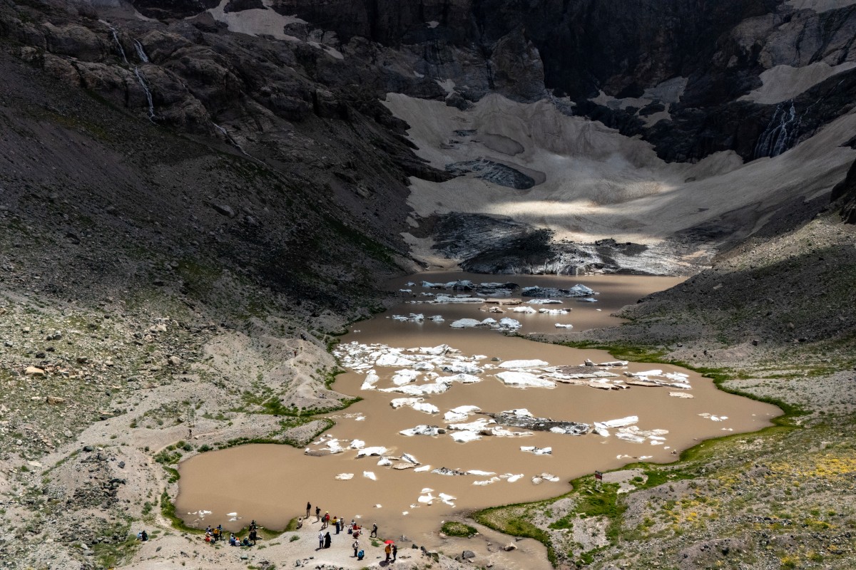 Los glaciares se derriten en el monte Cilo de Turquía Los glaciares se derriten en el monte Cilo de Turquía