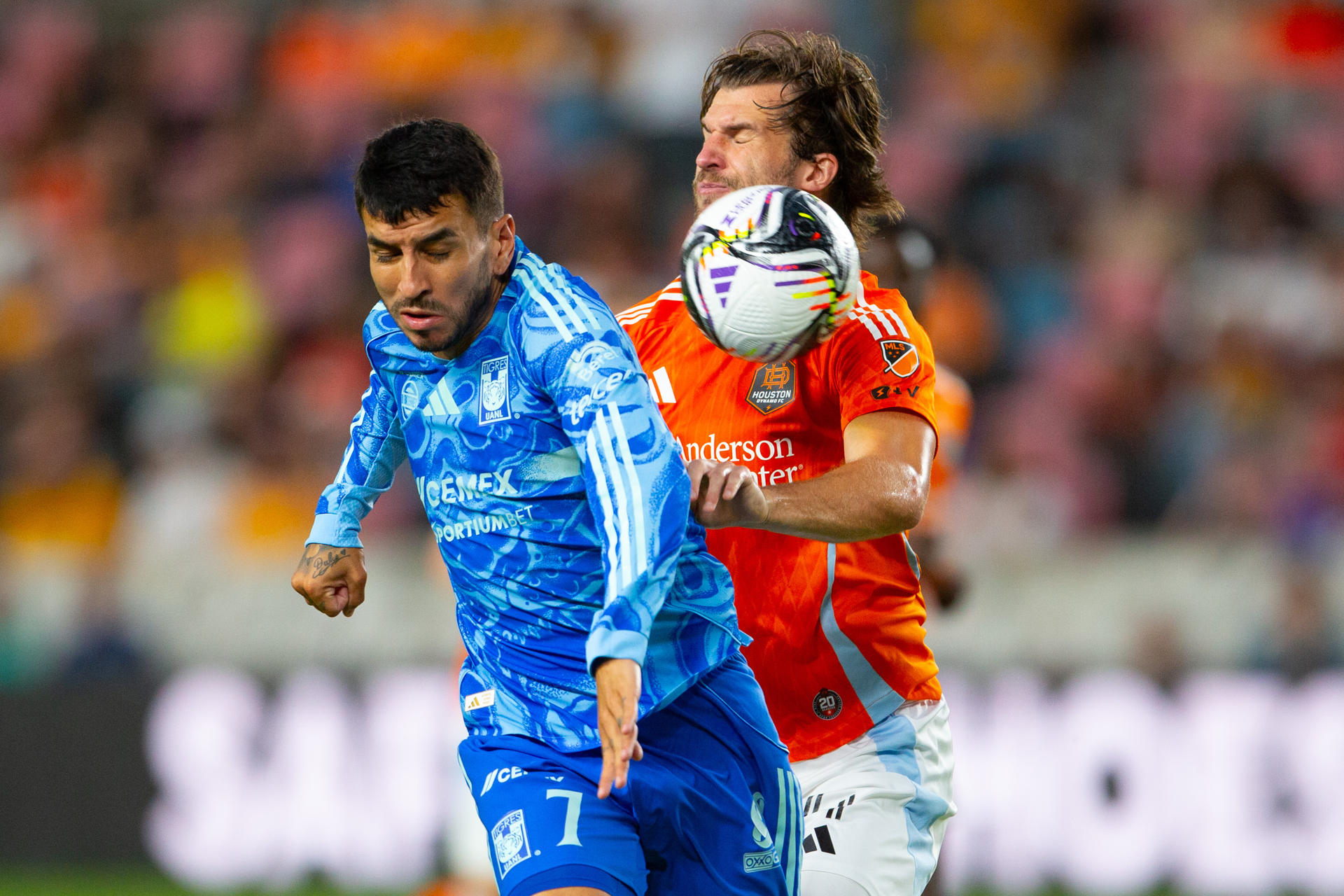 4-1. Ángel Correa marca doblete en goleada del Tigres UANL al Houston Dynamo