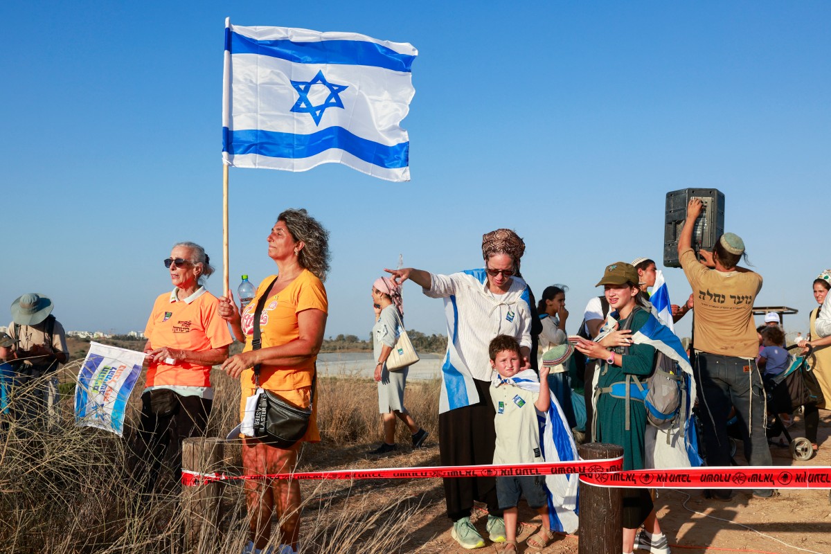 ¡Nuestra para siempre!: colonos israelíes marchan por un retorno a Gaza ¡Nuestra para siempre!: colonos israelíes marchan por un retorno a Gaza