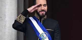 Oenegés denuncian un golpe a la democracia en El Salvador por reelección indefinida