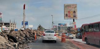 Inicia intervención de carriles centrales en Carretera a Chapala y el tráfico colapsa