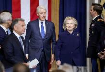 Comité del Congreso cita a testificar a los Clinton por caso Epstein