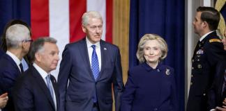 Comité del Congreso cita a testificar a los Clinton por caso Epstein