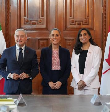 México busca ampliar comercio con Canadá, en medio de la presión de Trump