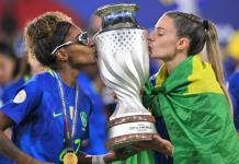 Por las niñas: Aficionados rompen estereotipos en la Copa América femenina 2025