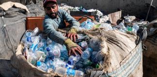 ¿Cuáles son los siete países que producen la mayor parte del plástico?