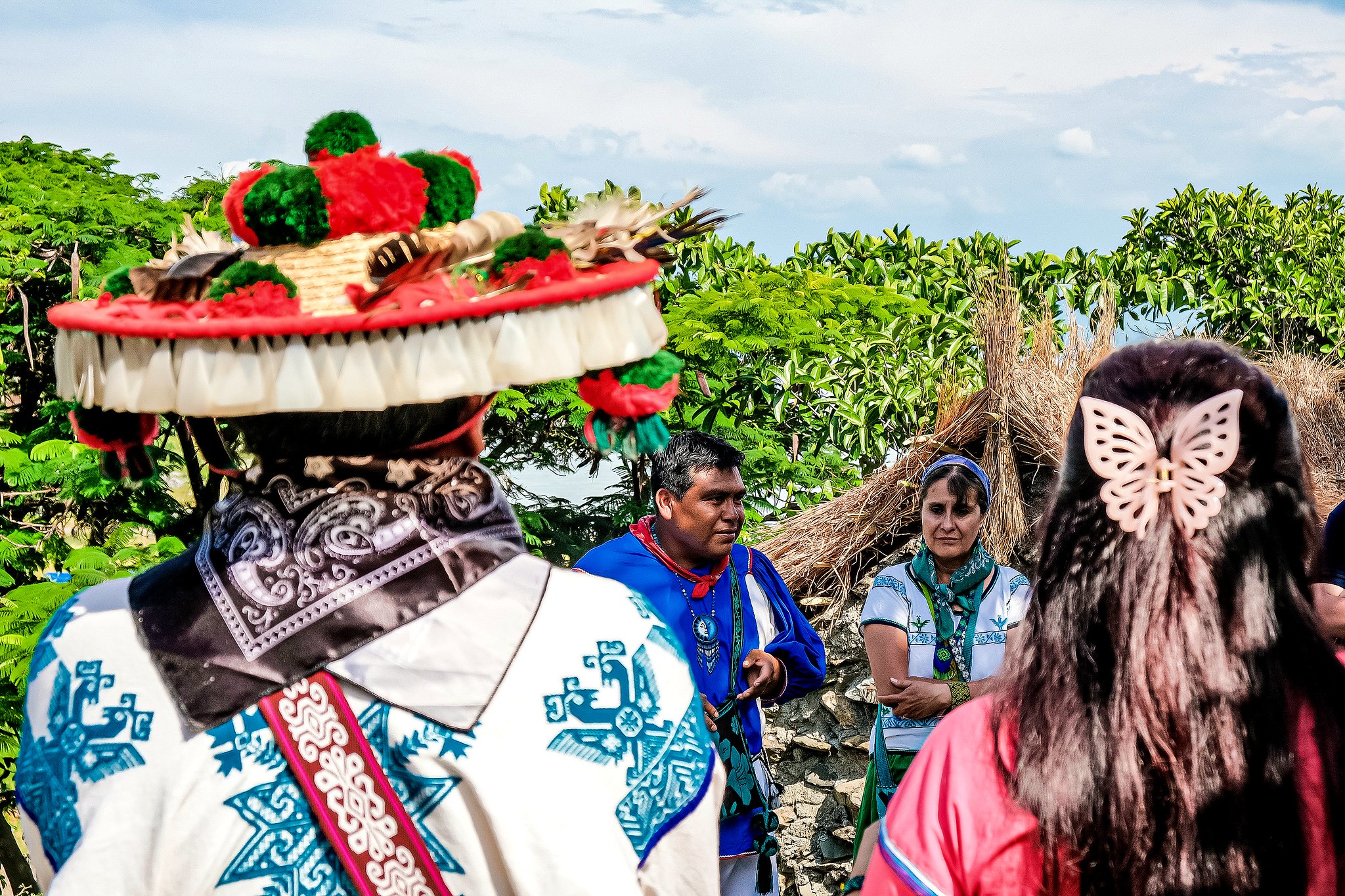 El pueblo Wixárika y autoridades culturales realizan ceremonia de preservación en el Xapawiyemeta