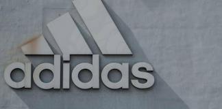 Adidas comienza diálogo con México sobre las sandalias inspiradas en huaraches oaxaqueños
