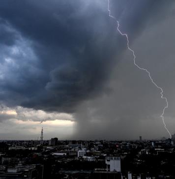 Fuertes lluvias rompen récord en Ciudad de México