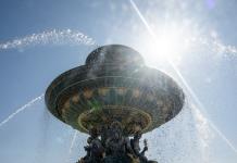 París afronta el dilema del aire acondicionado contra el calor