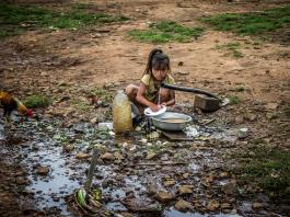 Trabajo doméstico de mujeres adolescentes en América Latina casi duplica al de los hombres, según Unicef