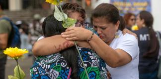 Condenan a seis exfuncionarios por muerte de 41 niñas en incendio de 2017 en Guatemala