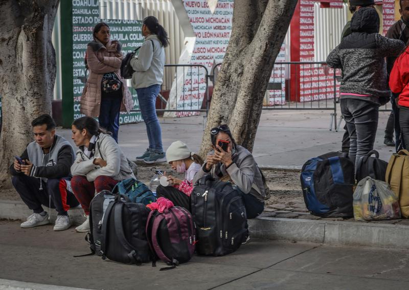 Gobierno de Trump dice que ha arrestado a más 300.000 indocumentados desde enero
