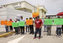 Falta de combustible en la frontera sur de México se agudiza por protestas de jubilados