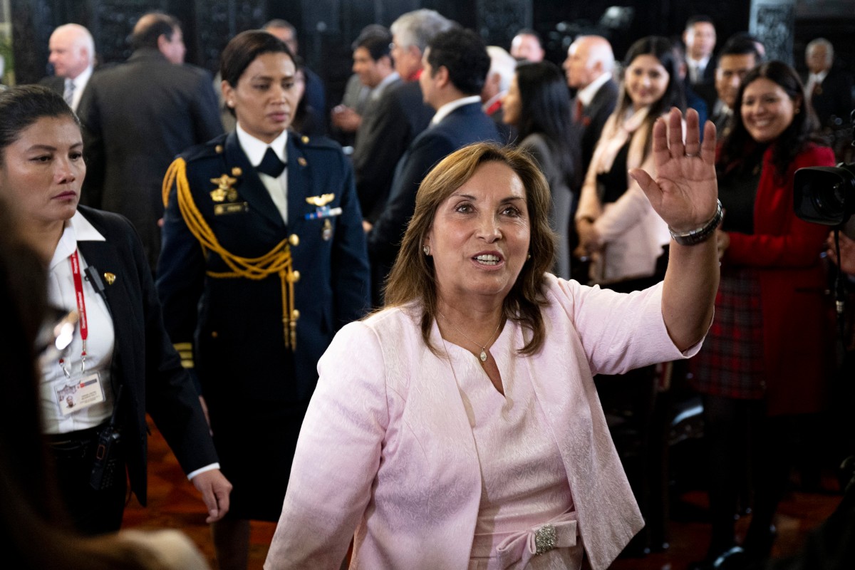 Boluarte promulga en Perú ley de amnistía a militares cuestionada por organismos de DDHH