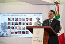 Presuntos narcos enviados a EEUU seguían operando desde prisión, asegura gobierno de México