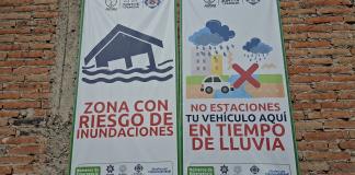 "Cerramos la puerta con colchas y presionábamos para que no se metiera el agua": vecina de la calle arroyo en Jamay