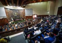 Sin debate, diputados se aprueban aumento salarial: ganarán casi 1.8 millones anuales