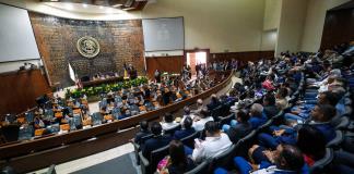 Sin debate, diputados se aprueban aumento salarial: ganarán casi 1.8 millones anuales