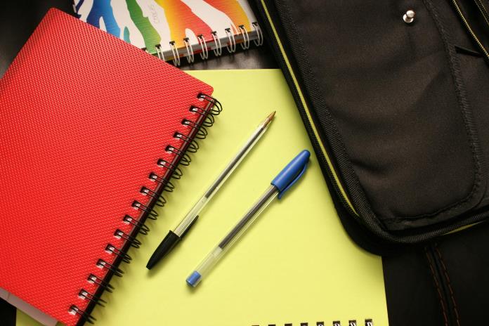 Regreso a clases impulsa un 30 % el uso de las tarjetas de crédito en México, según HSBC Regreso a clases impulsa un 30 % el uso de las tarjetas de crédito en México, según HSBC