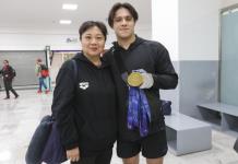Entrenadora china Ma Jin transforma en oro sueño de clavadista mexicano Osmar Olvera