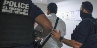 EEUU registra histórica caída de 1,4 millones de migrantes en el primer semestre de Trump