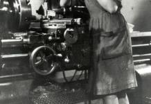 Ultra Violeta Radio - Vi. 22 Ago 2025 -  Dra. Dora Luz Flores y Thelma Estrin 