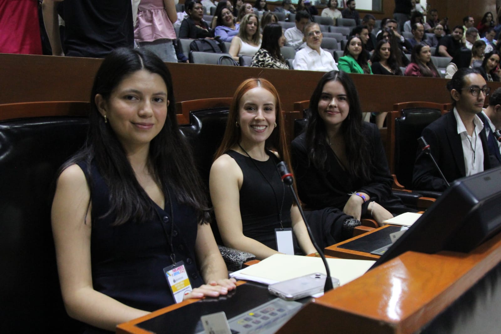 Preocupa a jóvenes ser blanco de desapariciones; presentan ideas en el Congreso