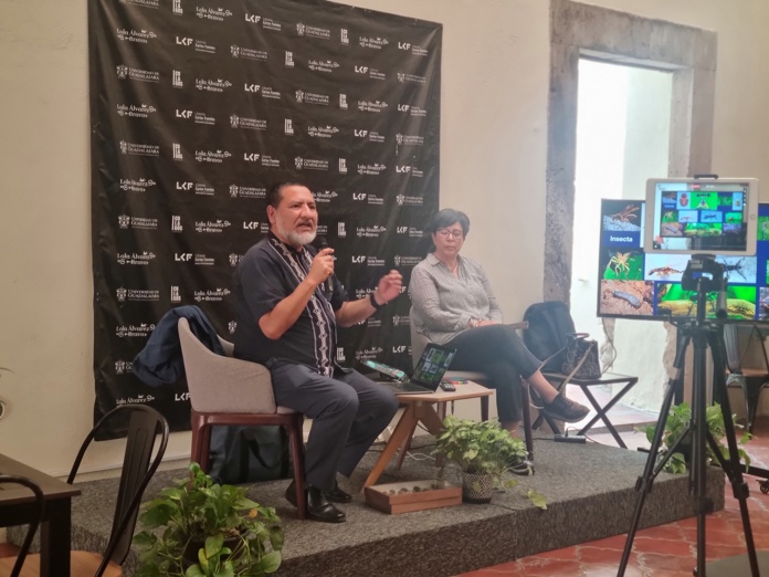 La ciencia de los escarabajos llega a la Librería Carlos Fuentes