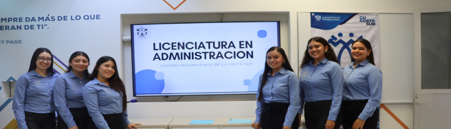 Administración, una opción de estudios en el CU Costa Sur con amplio campo laboral Administración, una opción de estudios en el CU Costa Sur con amplio campo laboral
