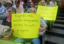 Colonos de Bugambilias van al Congreso a defender su bosque urbano; se oponen a torres