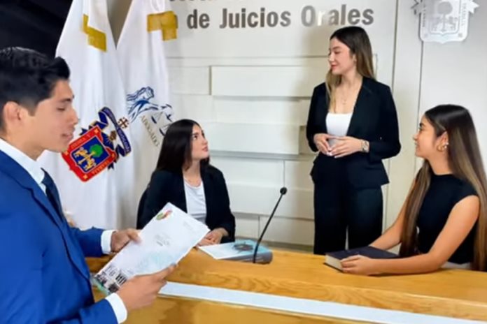 Derecho del CU Costa Sur fortalece práctica jurídica y vínculos con instituciones Derecho del CU Costa Sur fortalece práctica jurídica y vínculos con instituciones