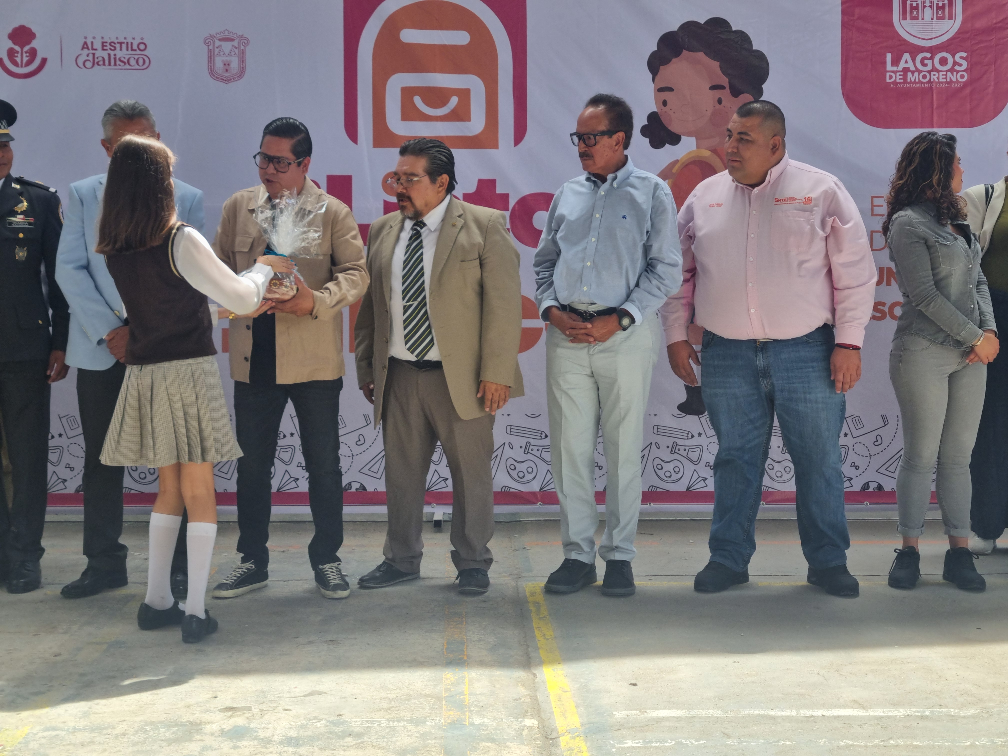 Inicia en Lagos de Moreno la entrega de paquetes escolares del programa “Listo Jalisco” Inicia en Lagos de Moreno la entrega de paquetes escolares del programa “Listo Jalisco”