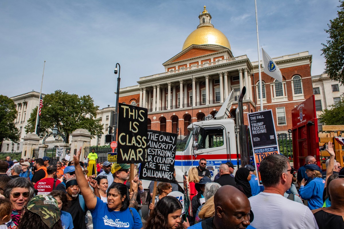 Protestas masivas por el Día del Trabajo acusan a Trump de favorecer a los ricos en EE.UU. Protestas masivas por el Día del Trabajo acusan a Trump de favorecer a los ricos en EE.UU.