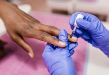 Por qué la UE ha decidido la prohibición radical de dos sustancias para la manicura