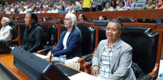 Adultos mayores fueron diputados por un día; piden transporte gratuito