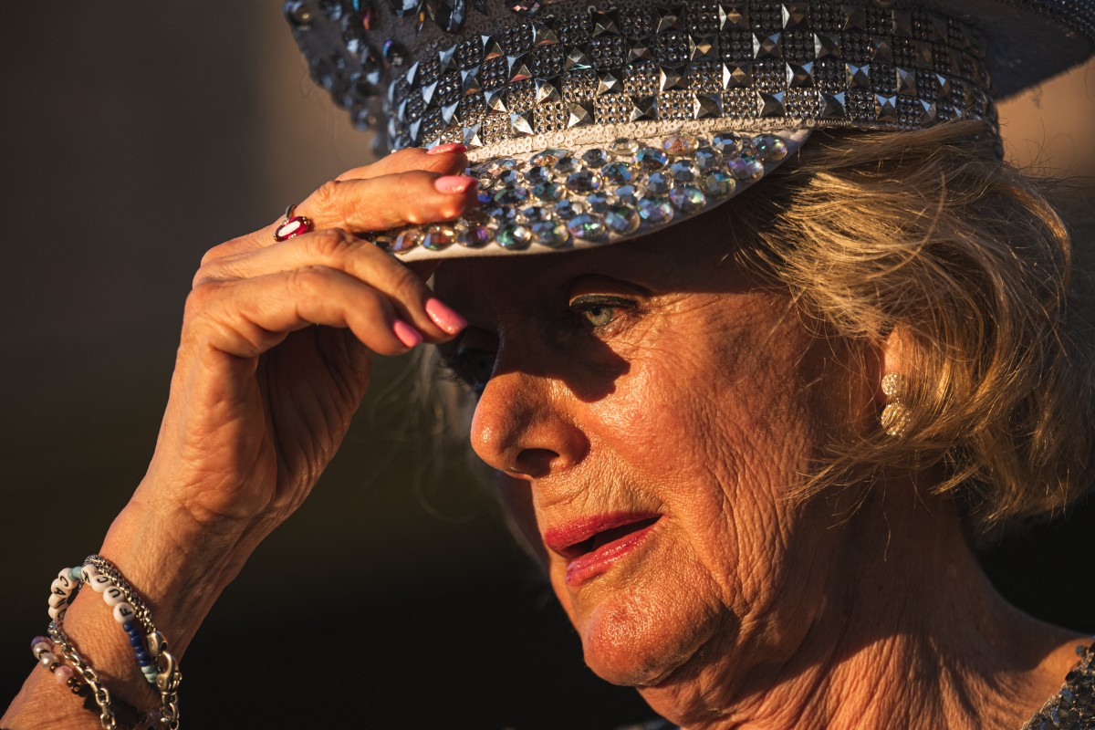 De ama de casa a ícono nocturno, DJ Gloria conquista las discotecas a los 81 años De ama de casa a ícono nocturno, DJ Gloria conquista las discotecas a los 81 años